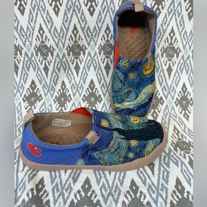 Smiley Night Toledo I Women